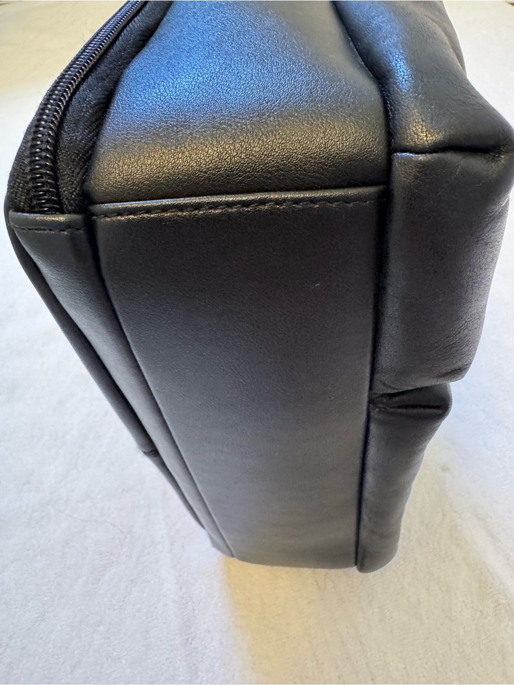 NEW Genuine Leather Crossbody Shoulder Bag - New w/Out tags - Black - Picture 6 of 11